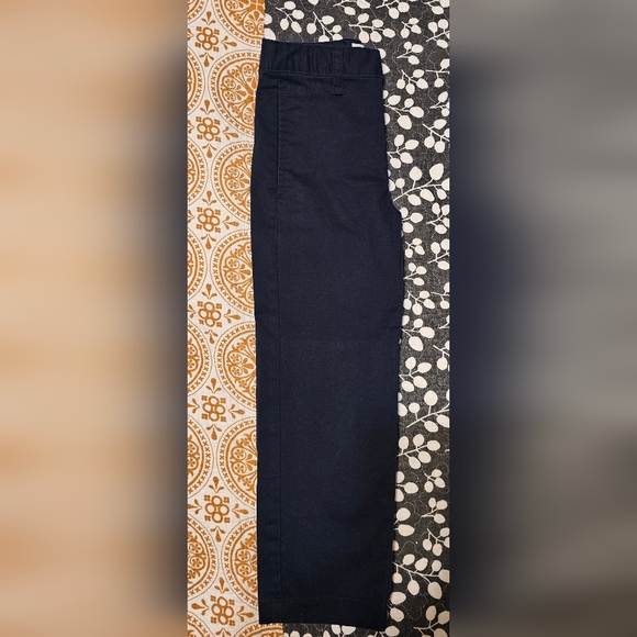 Cat & Jack Boys Slacks- Size 5 - Picture 4 of 7